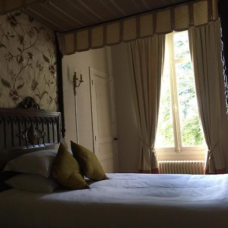 Chambres D'Hotes Montbron Luchapt Dış mekan fotoğraf