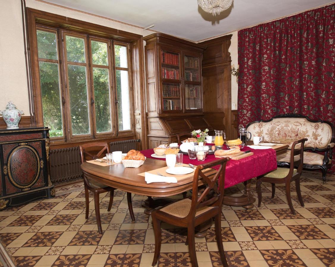 Chambres D'Hotes Montbron Luchapt Dış mekan fotoğraf
